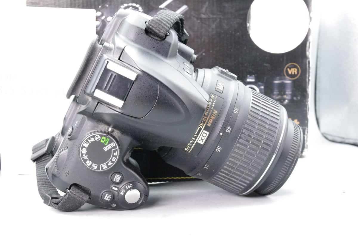 Nikon D3000 Boxed Camera Kit with AF-S 18-55mm VR Lens
