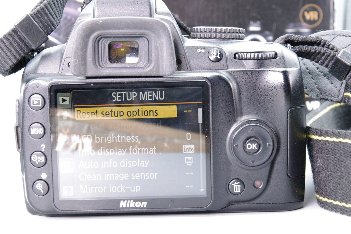 Nikon D3000 Boxed Camera Kit with AF-S 18-55mm VR Lens