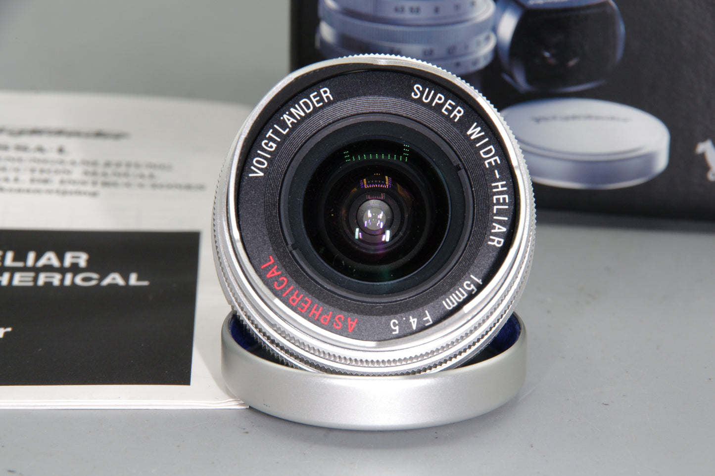 Voigtländer Heliar 15mm f/4.5 Aspherical Lens + Finder -L39 Mount - Mint
