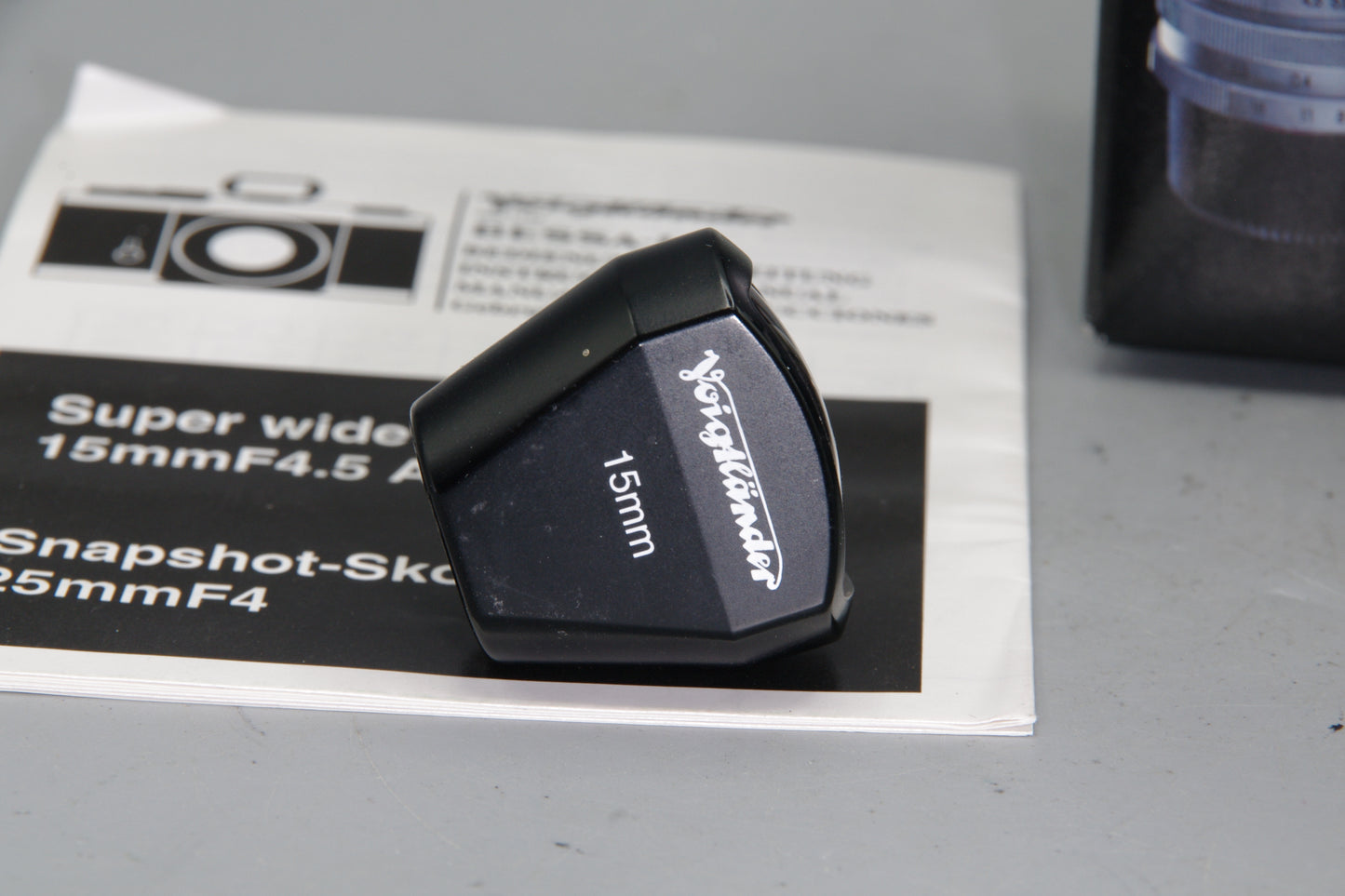 Voigtländer Heliar 15mm f/4.5 Aspherical Lens + Finder -L39 Mount - Mint