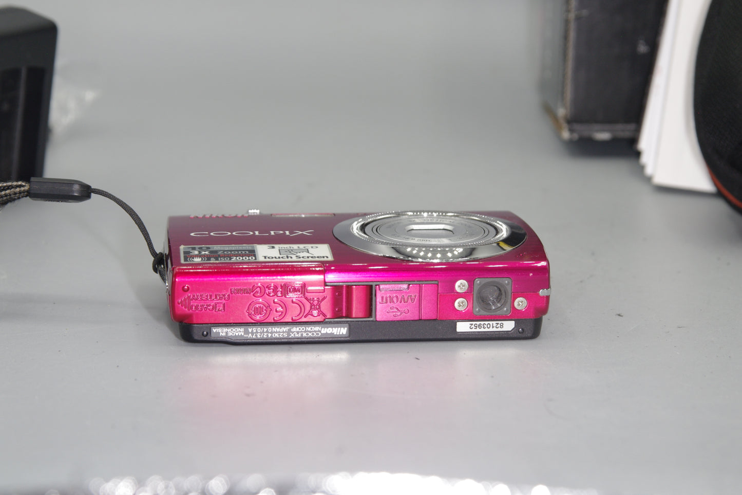 Nikon Coolpix S230 10MP Pink Compact Digital - Boxed - Excellent