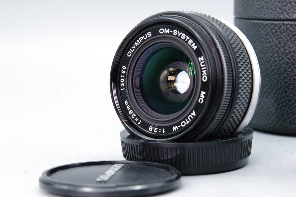 Olympus Zuiko Auto-W 28mm f/2.8 Wide Angle Lens & Case – Excellent