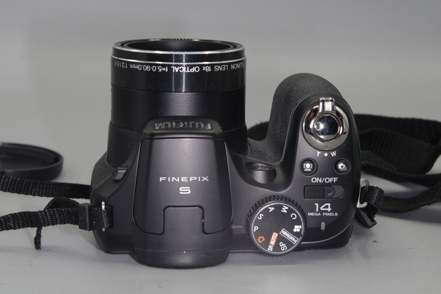 Fujifilm FinePix S Series S2980 14MP 18X Zoom Digital Camera (AA Batteries)