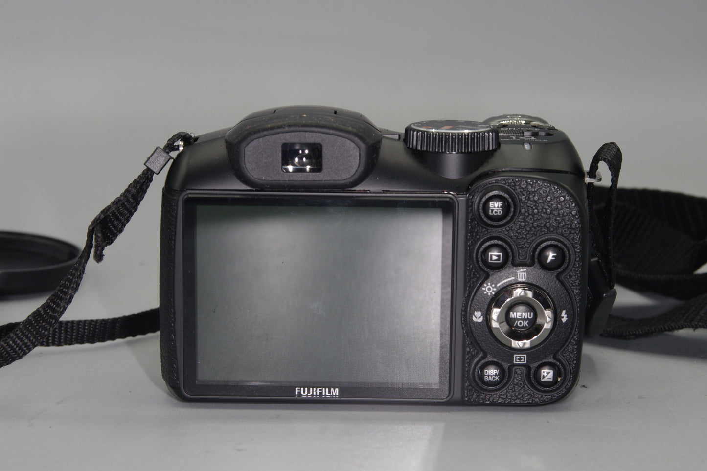 Fujifilm FinePix S Series S2980 14MP 18X Zoom Digital Camera (AA Batteries)