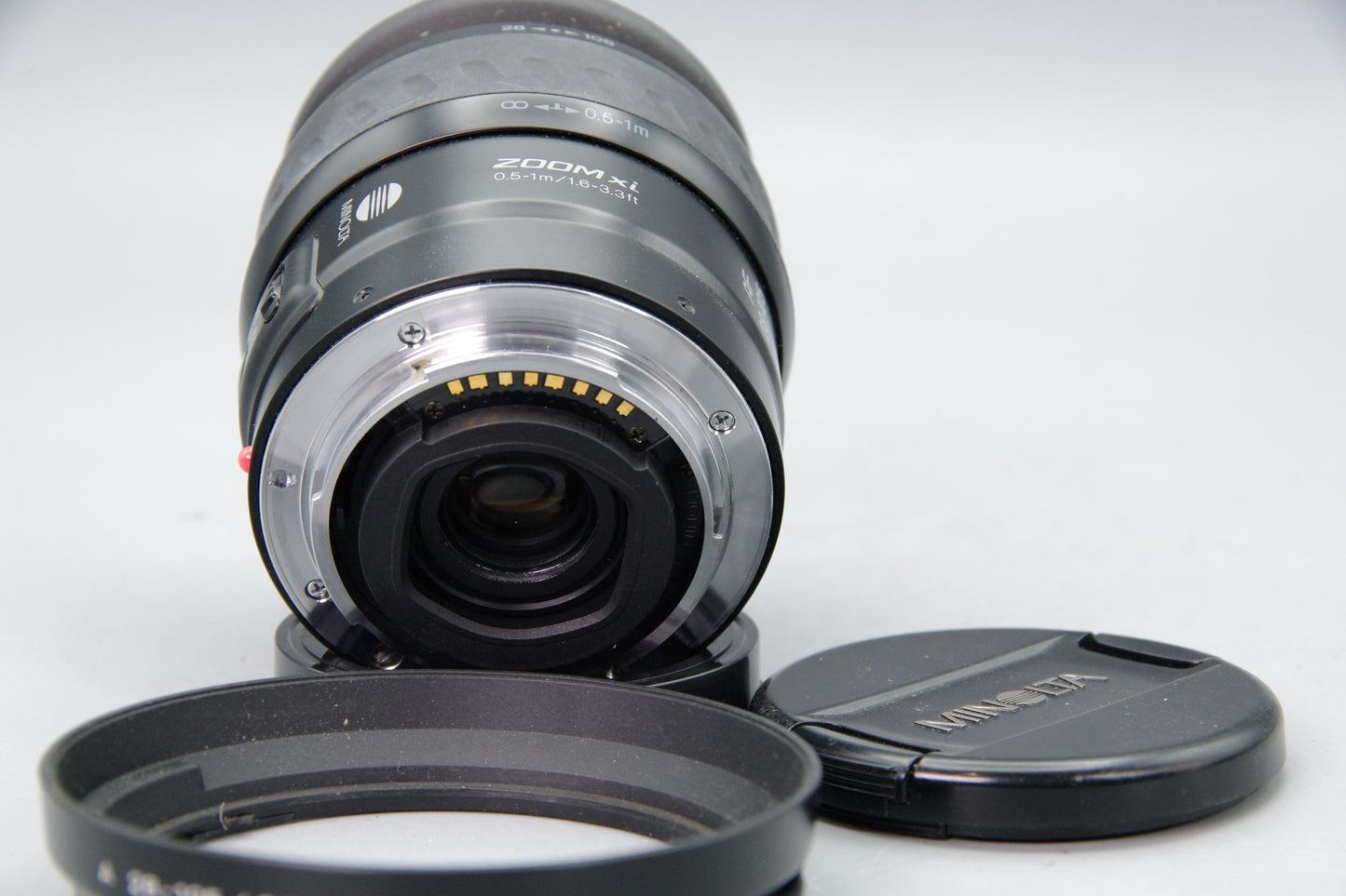 Minolta Zoom Xi 28‑105mm f3.5‑4.5 Autofocus A Mount Lens with Caps/Hood
