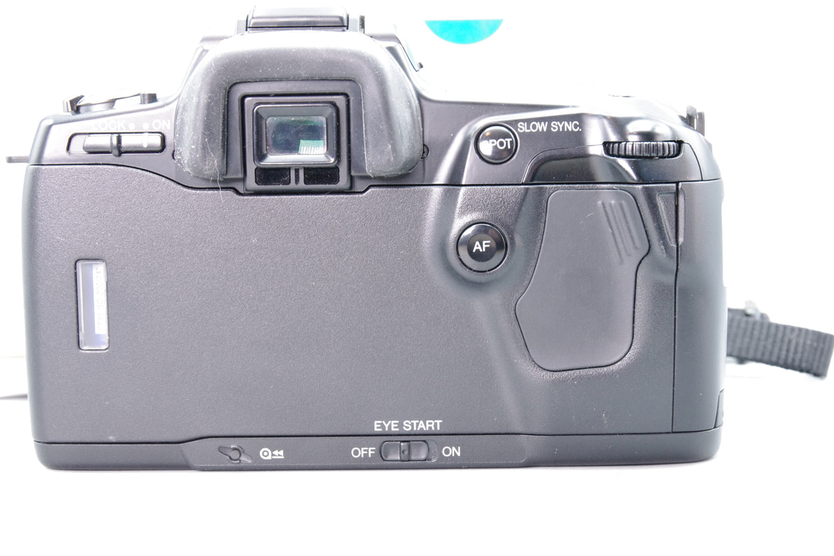 Minolta Dynax 700si 35mm SLR Film Camera Body Boxed