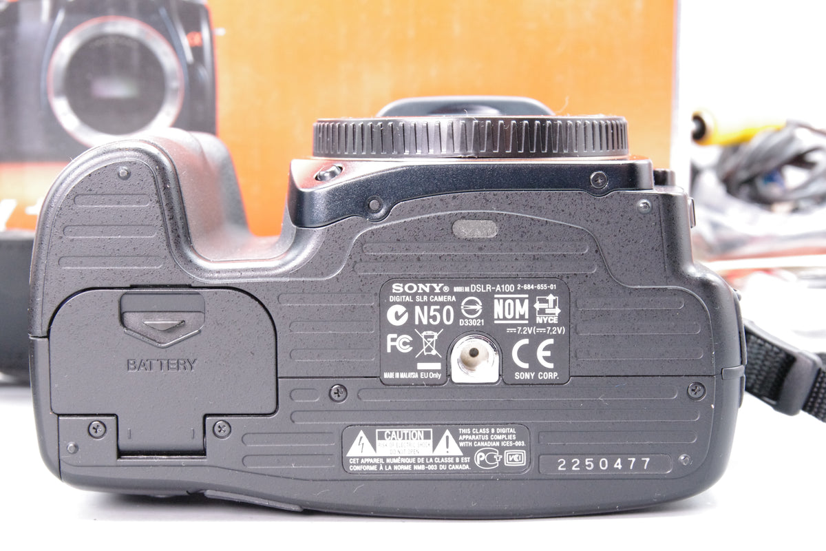Sony Alpha DSLR-A100 10.2MP Digital SLR Camera Body Boxed Kit - Very Good