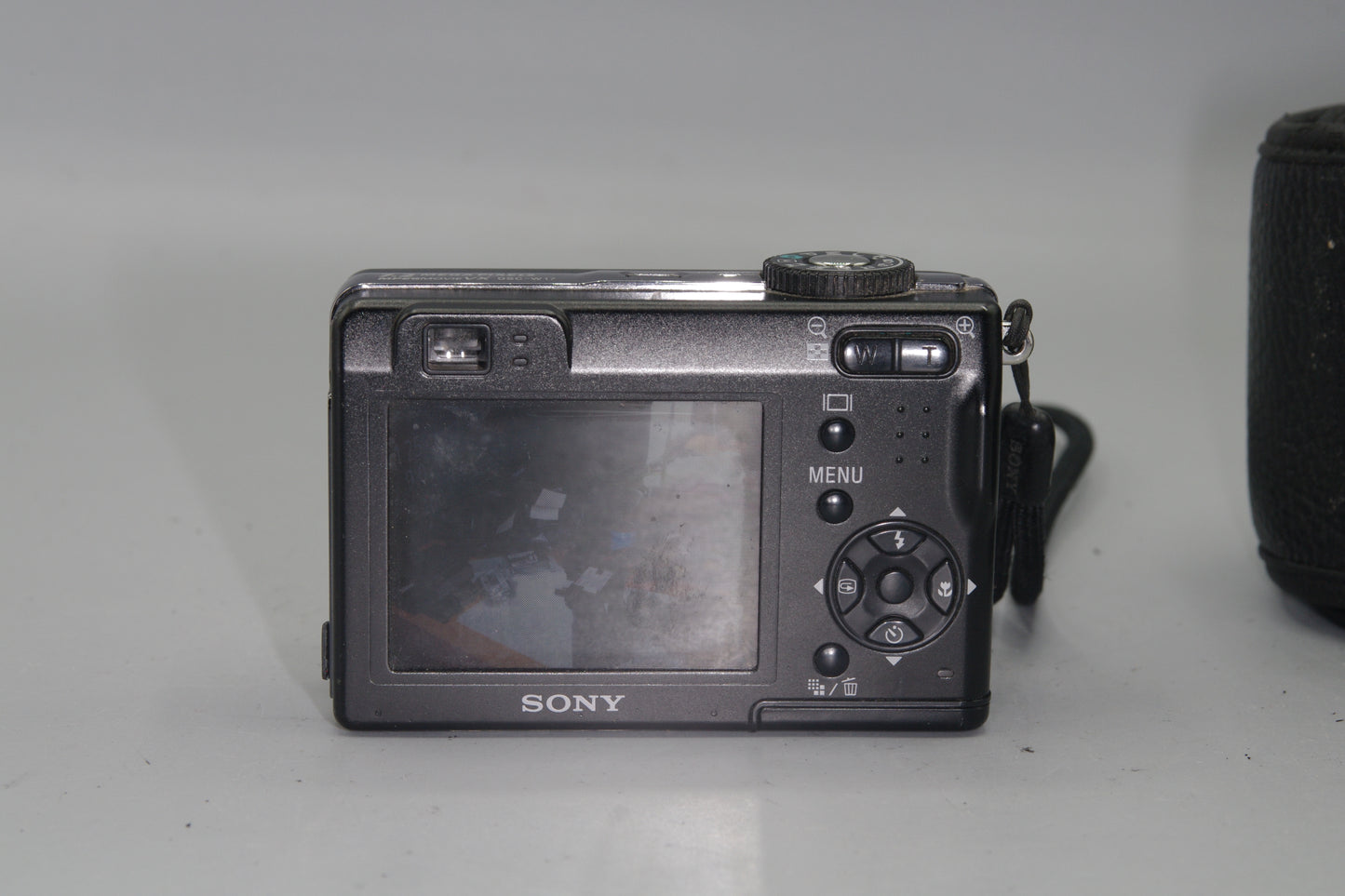 Sony DSC-W17 7.2MP Digital Compact Camera and Leather Case