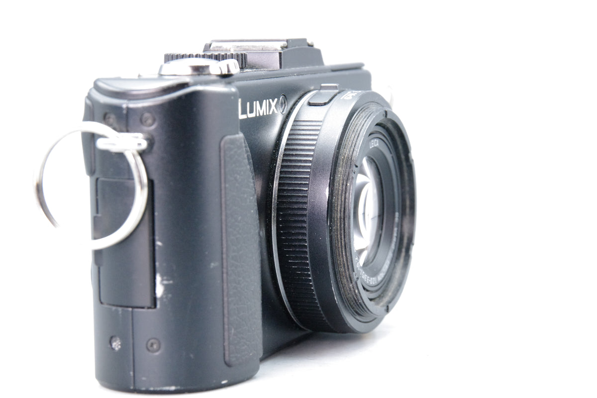 Panasonic Lumix DMC-LX5 10.1MP Digital Compact Camera - Good