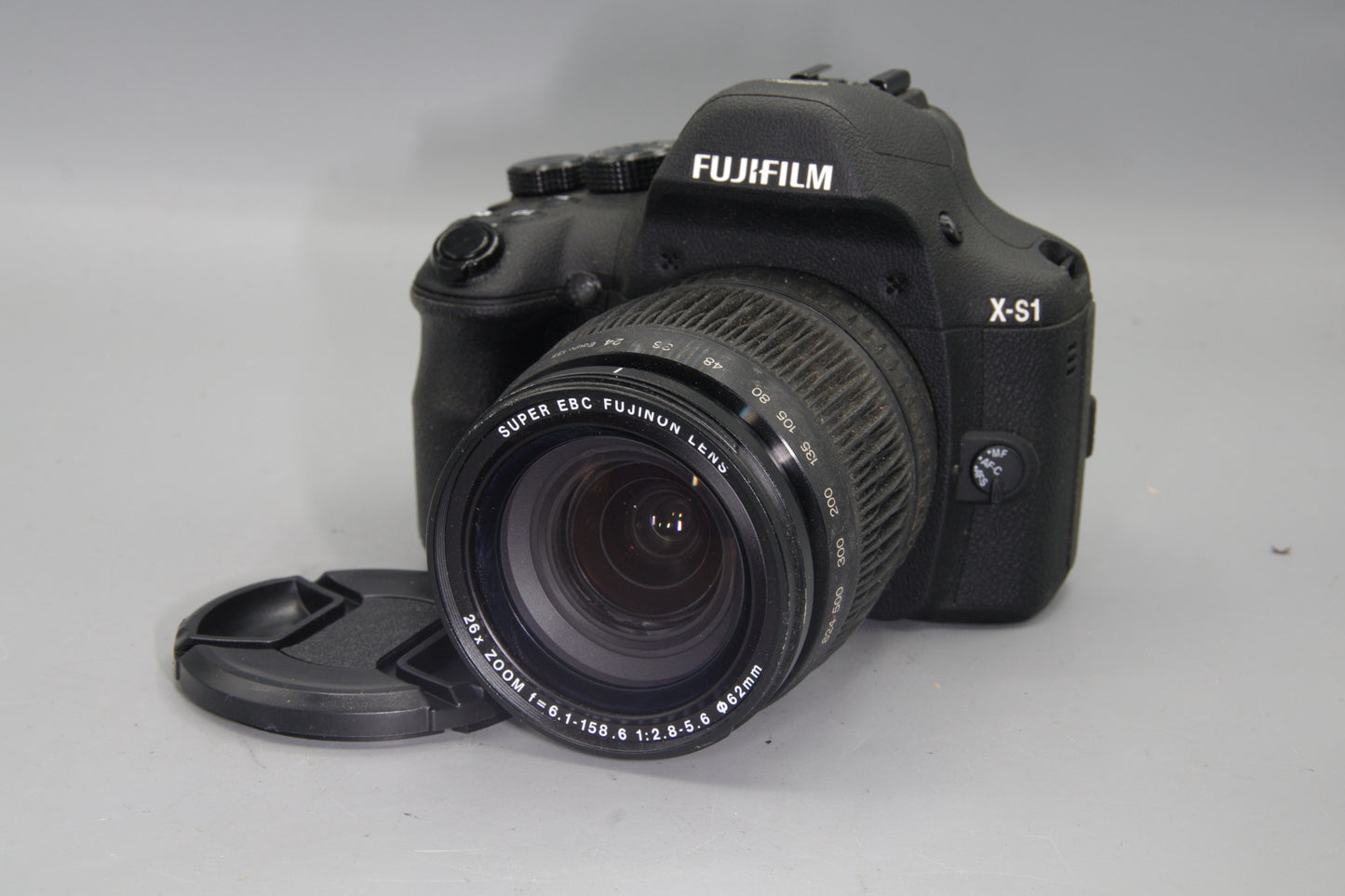 Fujifilm X-S1 Bridge Camera – 26x Zoom – EXR CMOS – EXC – Tested