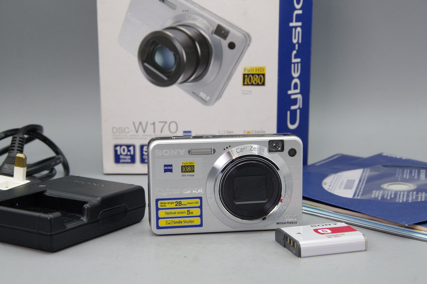 Sony Cyber‑shot DSC‑W170 10.1MP Digital Camera Boxed Excellent Condition