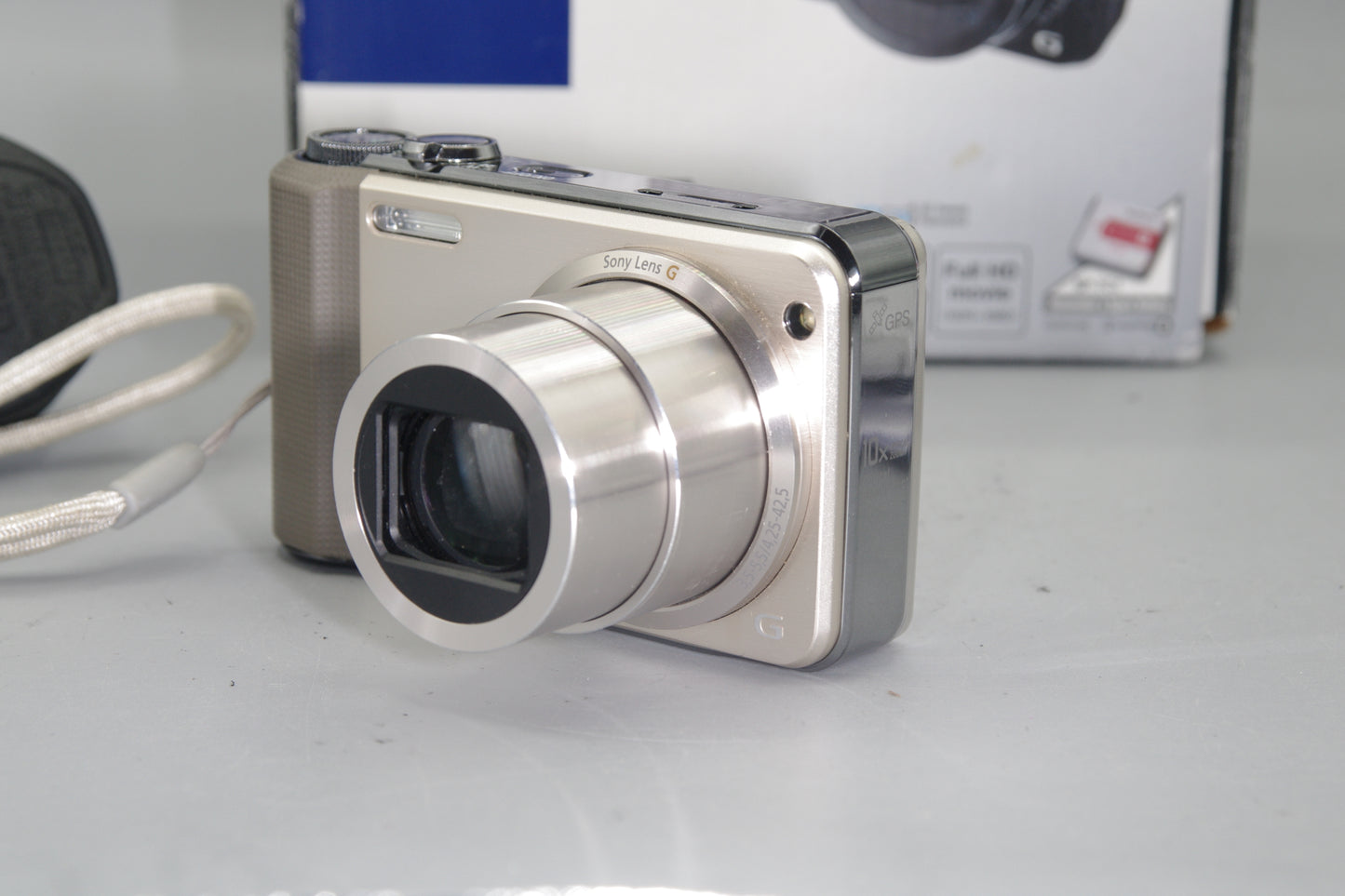 Sony DSC-HX7V 16.2MP Digital Compact Camera Boxed - Excellent