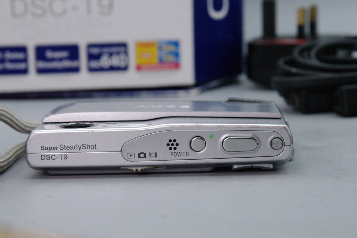 Sony Cyber-shot DSC-T9 6.0MP Digital Camera Boxed Kit  - Excellent