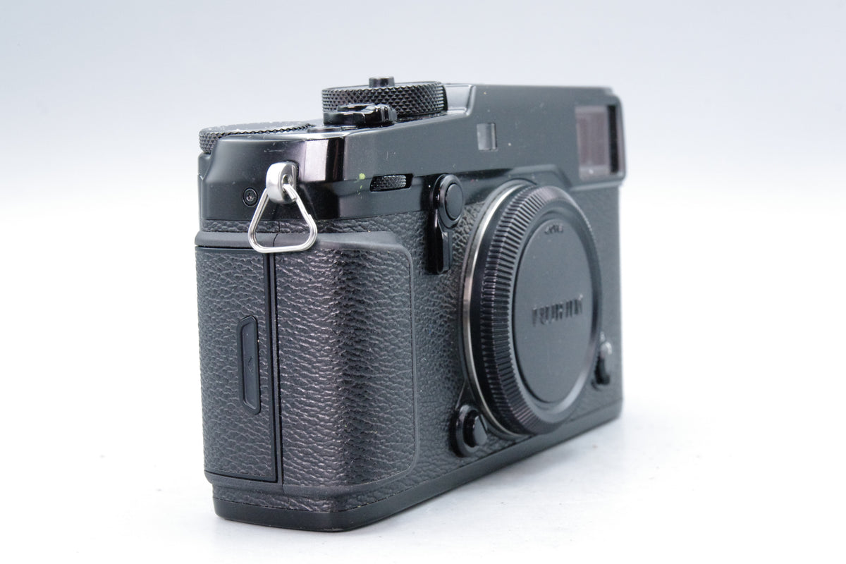 Fujifilm X-Pro2 24.3MP APS-C Mirrorless Camera Body