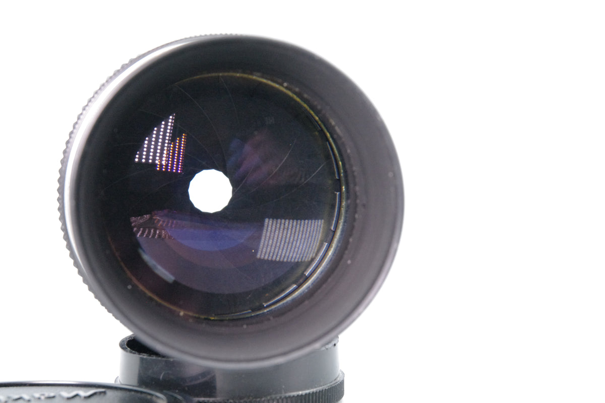 Pentacon 135mm f/2.8 Vintage Telephoto Lens (15-Blade Bokeh Monster, M42)