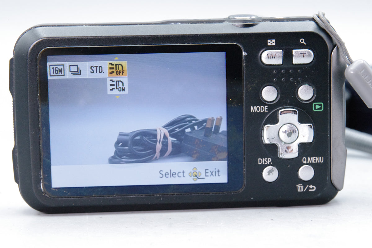 Panasonic Lumix DMC-FT30 16.1MP Waterproof Tough Digital Camera Kit