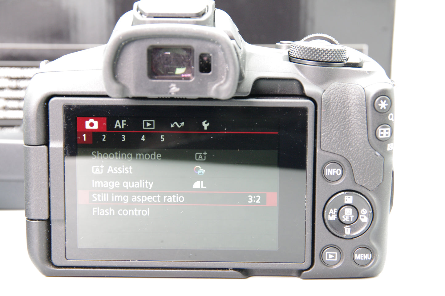 Canon EOS R50 with RF‑S 18‑45mm Lens Boxed Mint As New Complete
