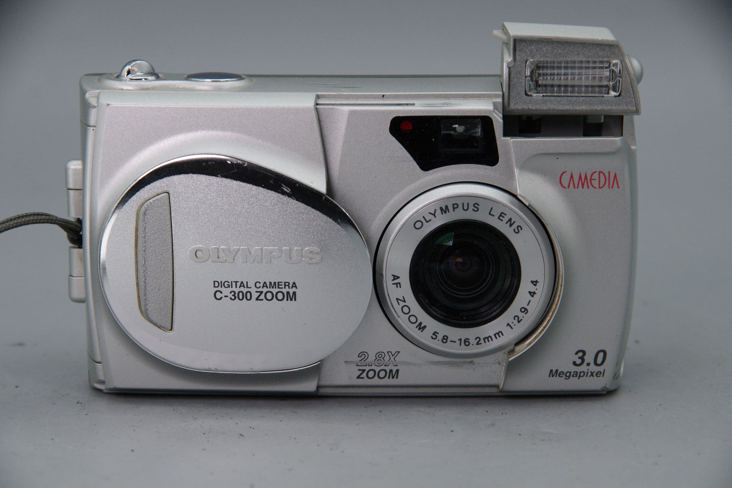 Olympus Camedia C‑300 3MP Compact Digital Camera – AA Powered – Working – VGC