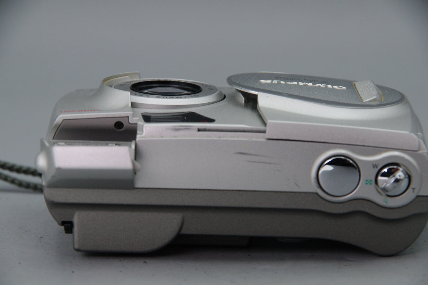 Olympus Camedia C‑300 3MP Compact Digital Camera – AA Powered – Working – VGC
