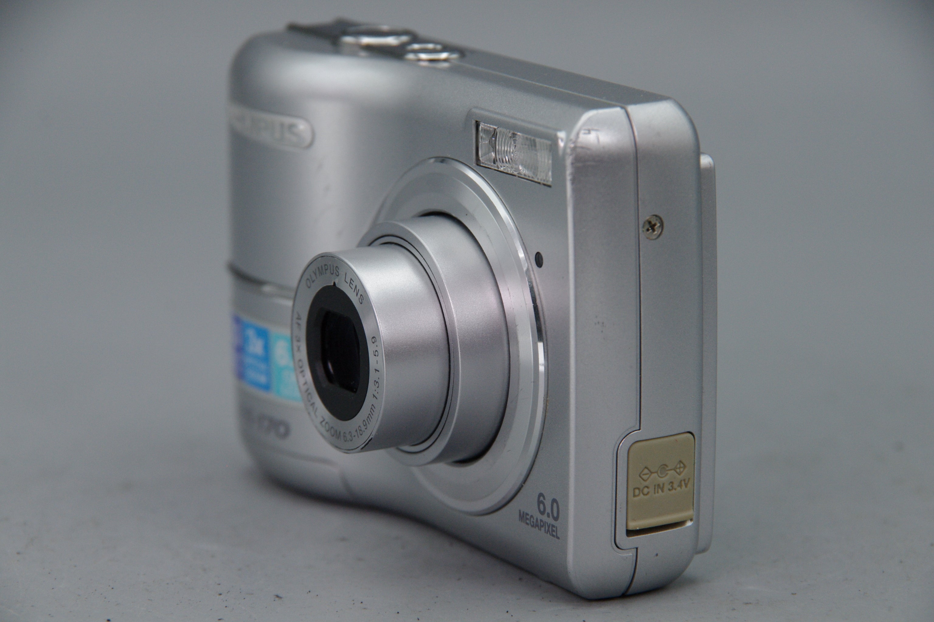 Olympus FE‑170 Digital Camera – 6MP Compact – AA Powered – VGC