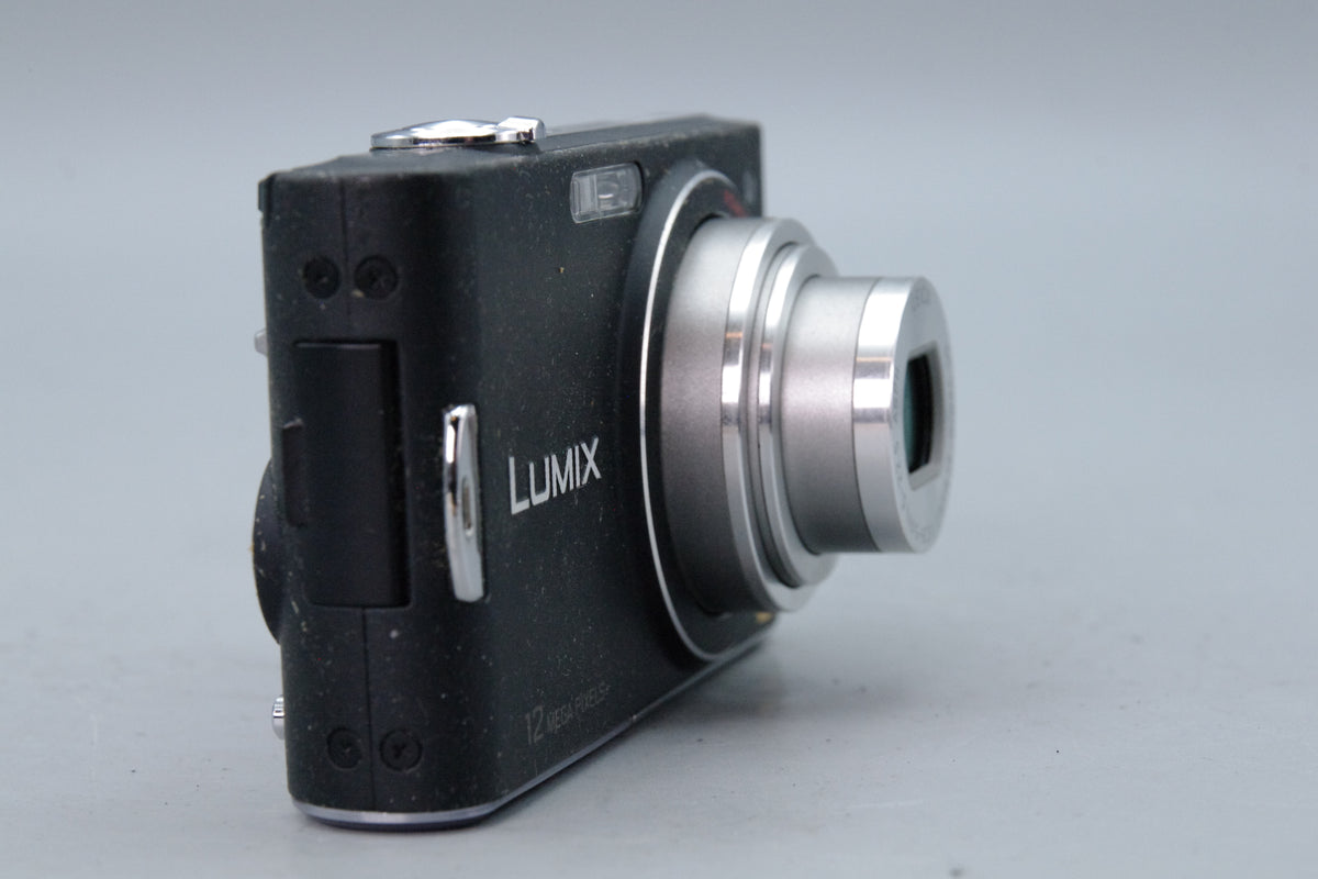 Panasonic Lumix DMC-FX60 12.1MP Digital Camera with Leica DC Vario-Elmarit Lens