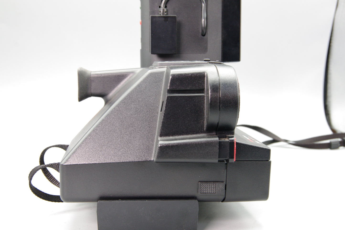 Polaroid Sonar Autofocus 5000 – With Flash, Case & Instructions