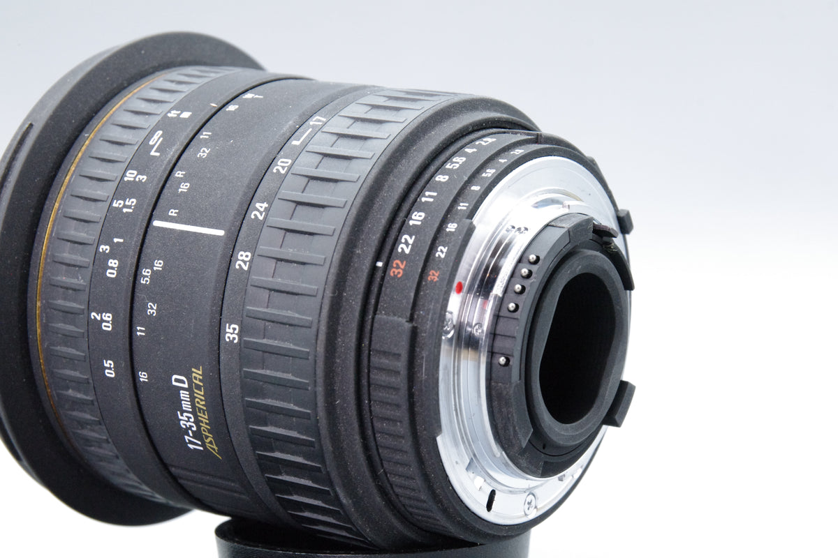Sigma AF 17-35mm f/2.8-4 D Aspherical Wide Angle Zoom Lens - Excellent