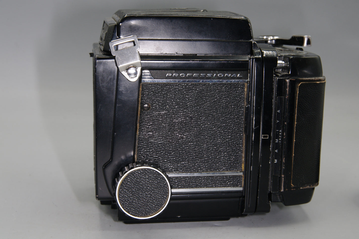 Mamiya RB67 Pro Body – 6x7 Medium Format – VGC – Tested