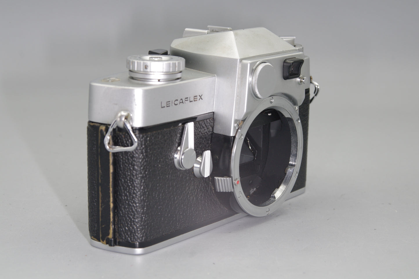 1965 Leicaflex  35mm SLR -Excellent Working Condition