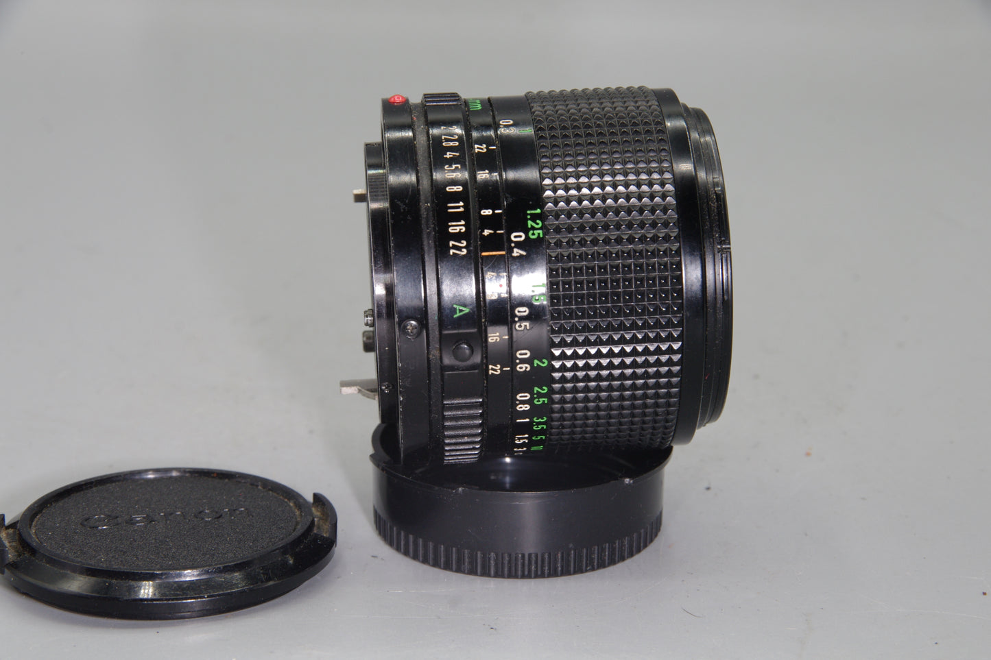 Canon FD 24mm f/2 Wide-Angle Lens – Excellent Condition with Caps