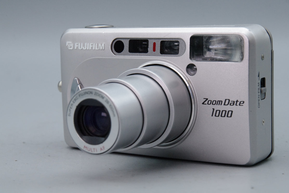 Fujifilm Zoom Date 1000 35mm Point and Shoot Film Camera - VGC