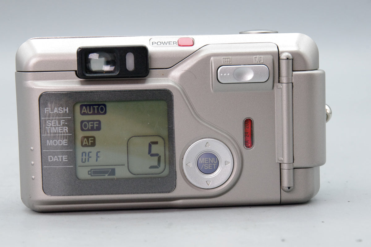 Fujifilm Zoom Date 1000 35mm Point and Shoot Film Camera - VGC