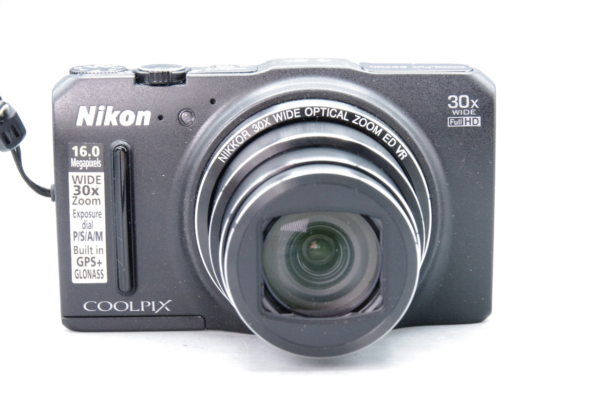 Nikon Coolpix S9700 16.0MP Digital Camera Kit with Charger - Excellent
