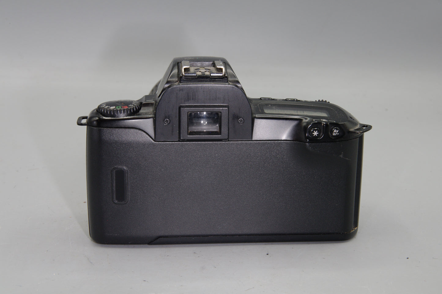 Canon EOS Rebel XS 35mm SLR + Sigma 100–300mm Lens – Excellent