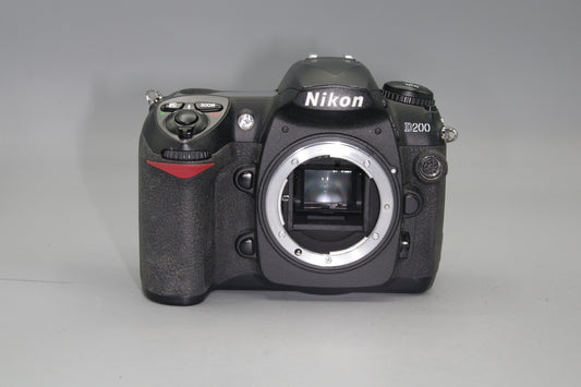 Nikon D200 10.2MP DSLR - Good Condition + Battery, Low S/C 26618