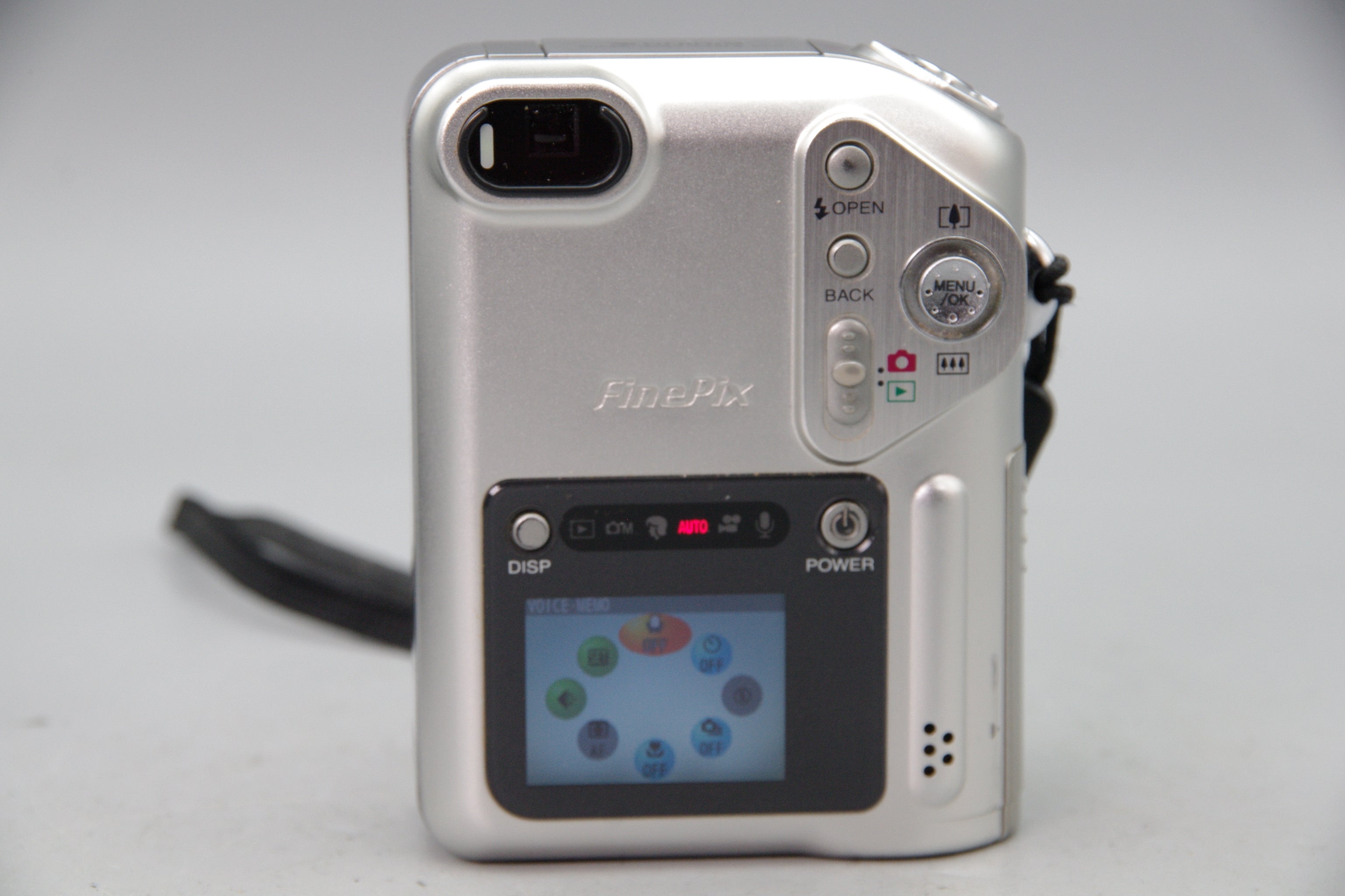 FUJIFILM FinePix F601 rediscovering-the-fujifilm-