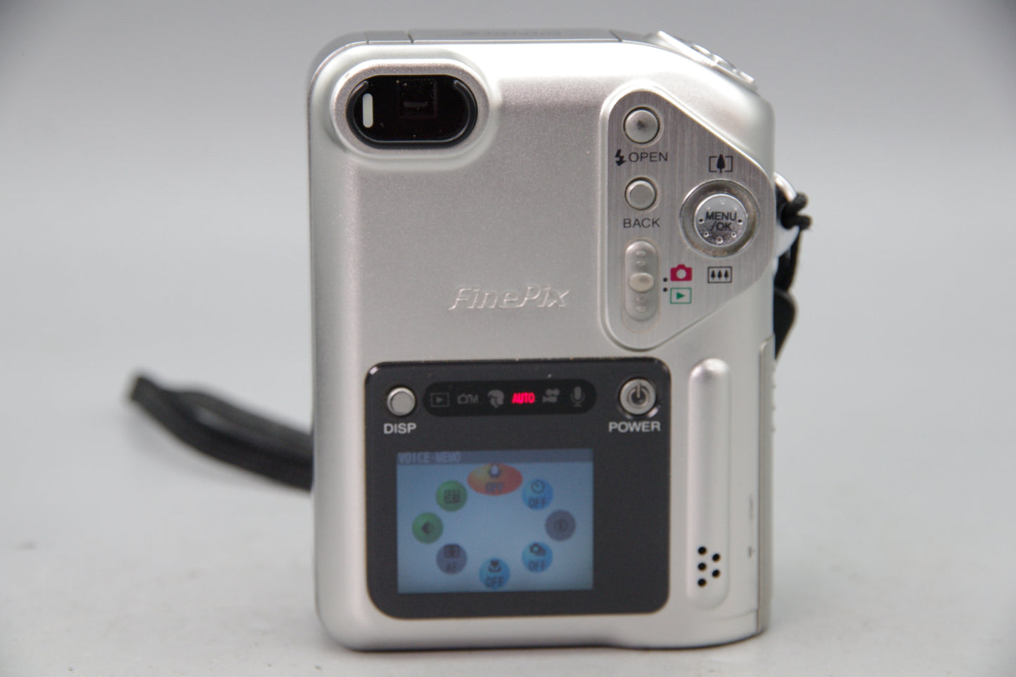 Fujifilm FinePix F601 Zoom 3.1MP Digital Camera with Case Tested&Working