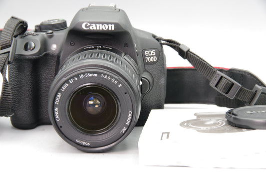 Canon EOS 700D DSLR + EF‑S 18–55mm II Lens – S/C 8315 With Instructions