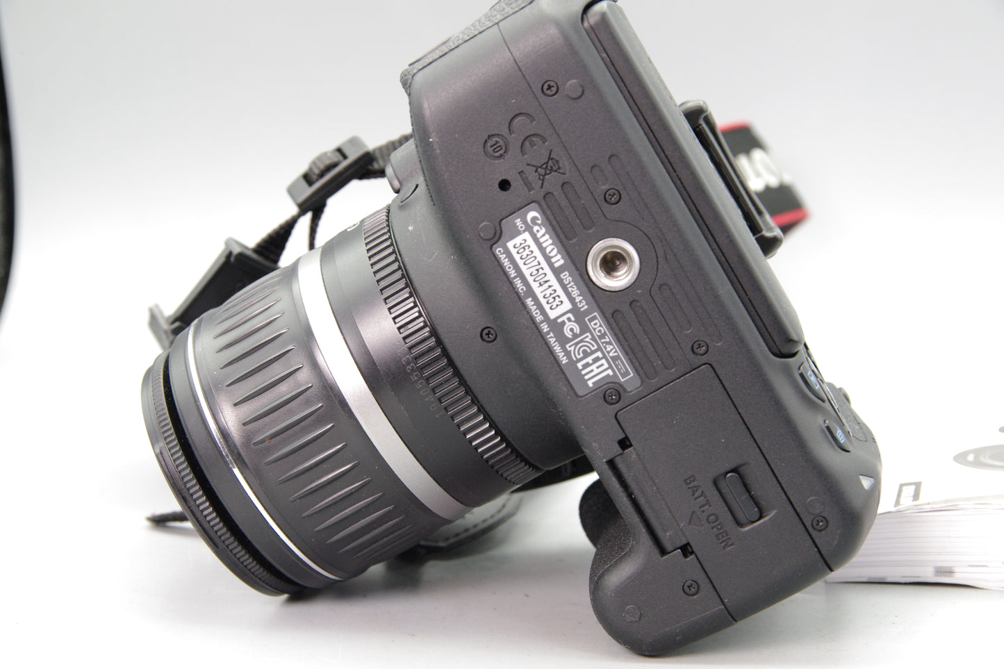 Canon EOS 700D DSLR + EF‑S 18–55mm II Lens – S/C 8315 With Instructions