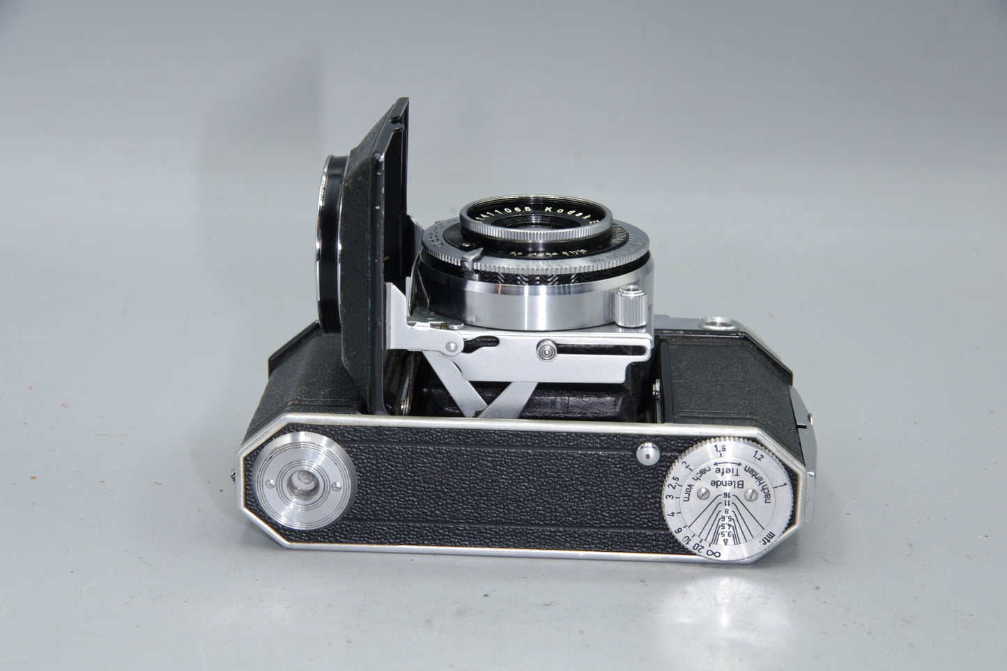 Kodak Retina II Folding Rangefinder Camera with 5cm F/3.5 Lens - shutter issue