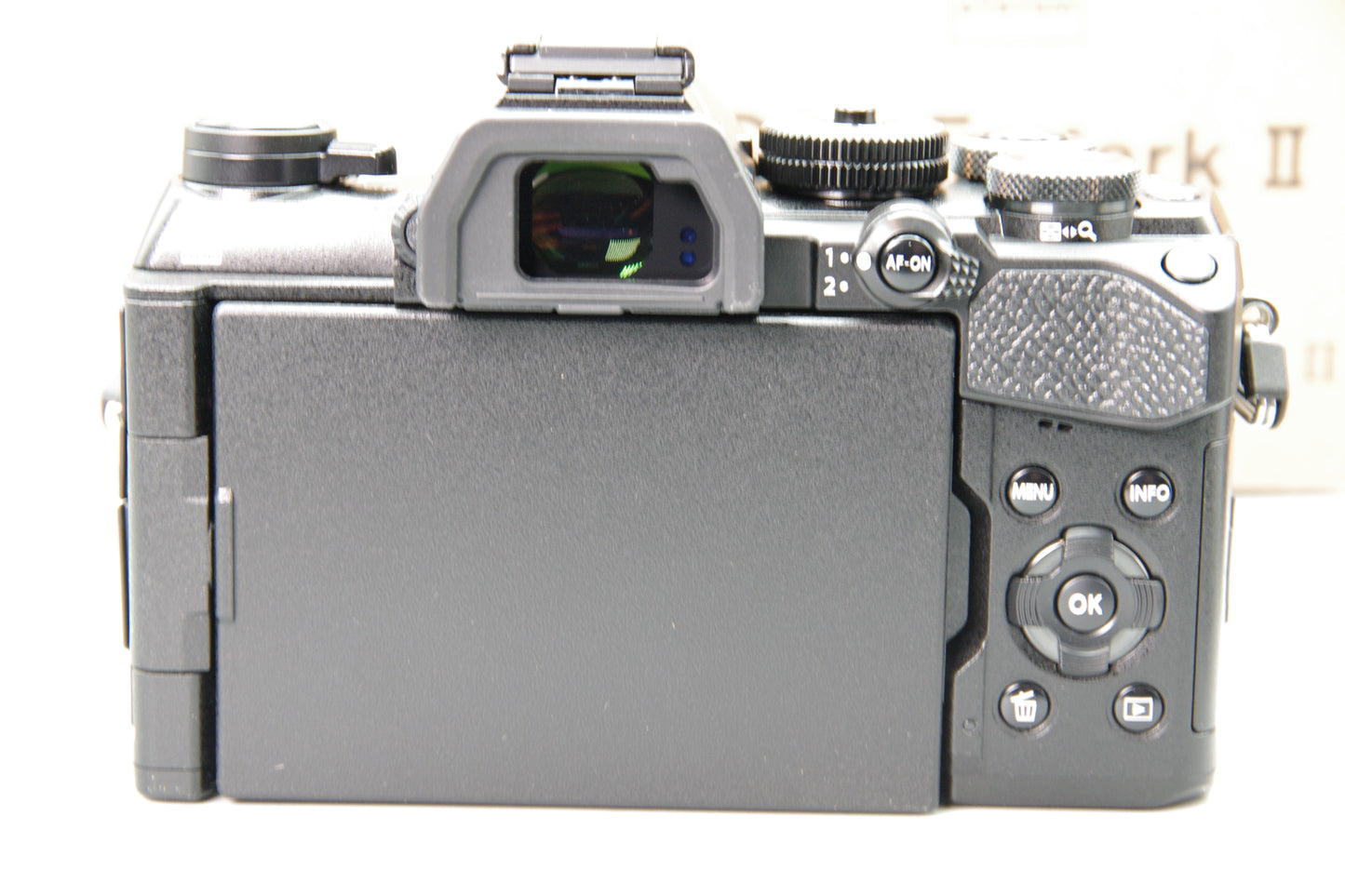 Olympus OM‑5 Mark II Black + 14‑150mm Lens – New in Box – Unused