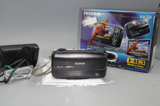 Fujifilm FinePix W3 3D Digital Camera Boxed + Charger + Instructions