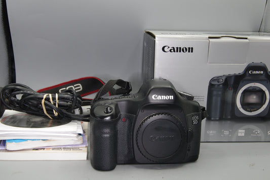Canon EOS 5D Full Frame DSLR Boxed - Classic - Excellent