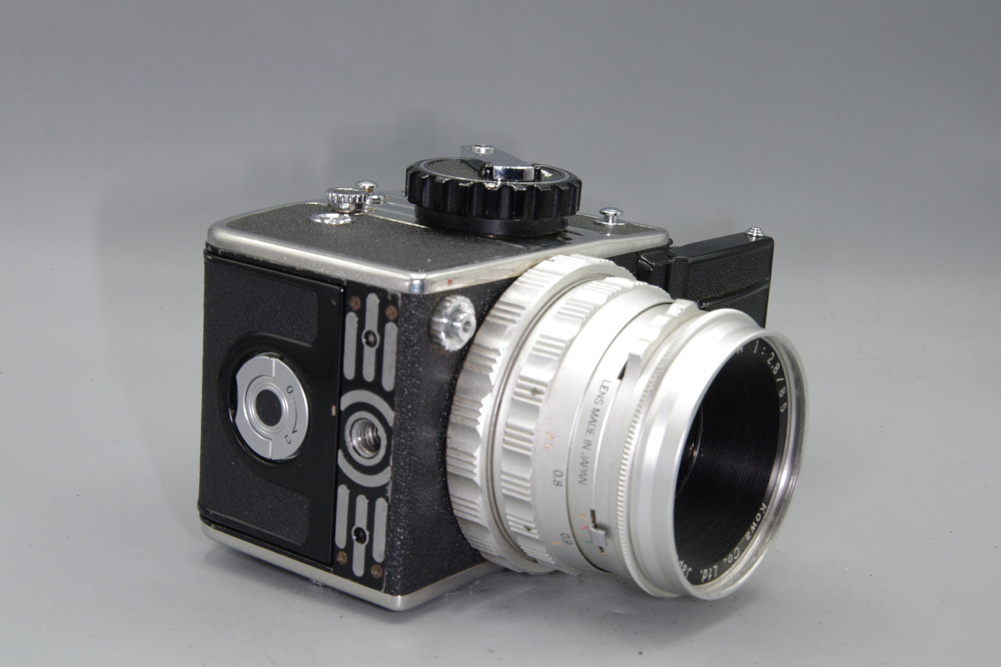 Kowa Six 6x6 Medium Format Camera + 85mm f2.8 Lens Boxed with Instructions