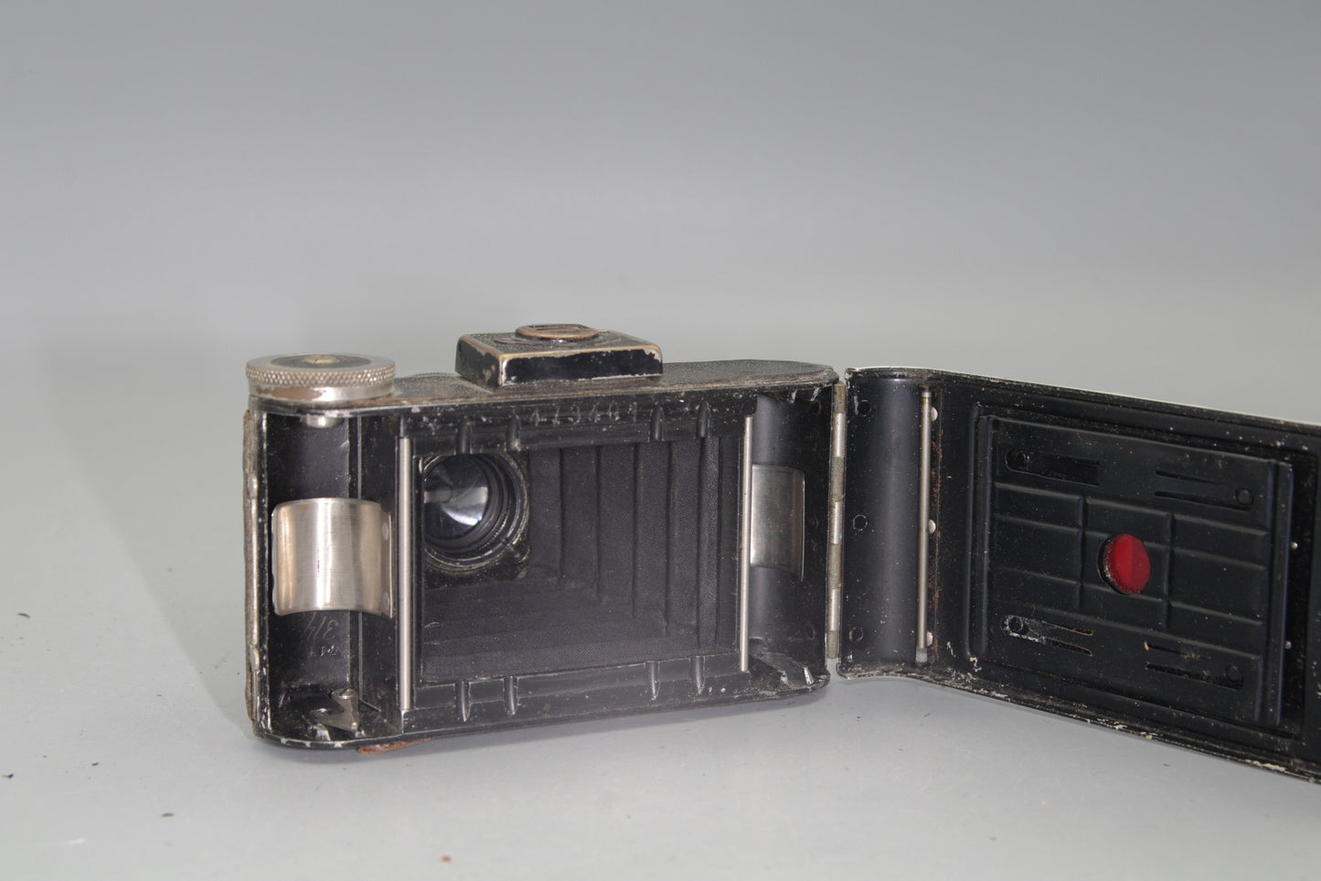 Ihagee Folding Camera with 70mm F/4.5 Lens