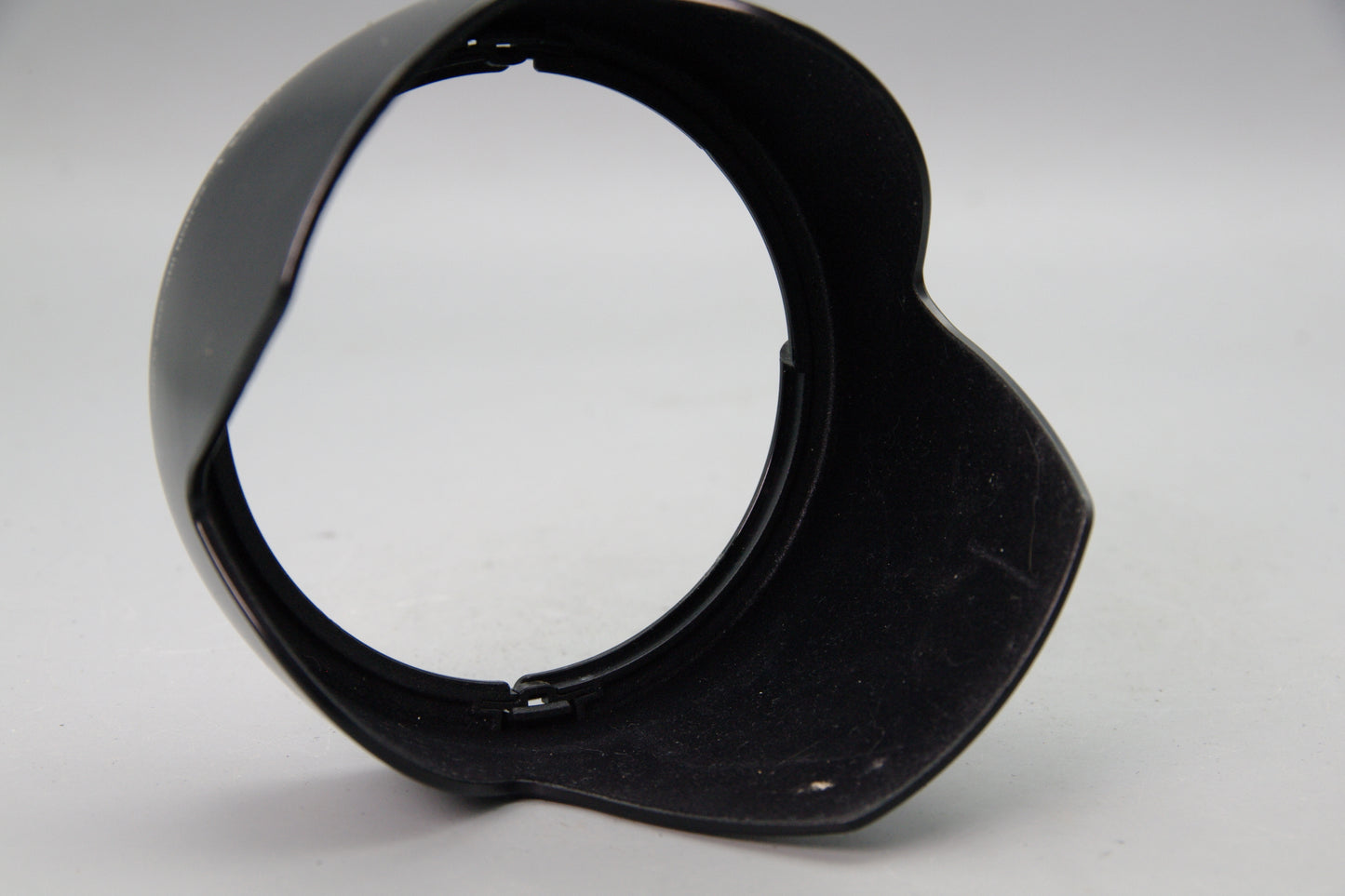 Canon EW‑83J Lens Hood (17-55mm) – Genuine Canon – Excellent Condition