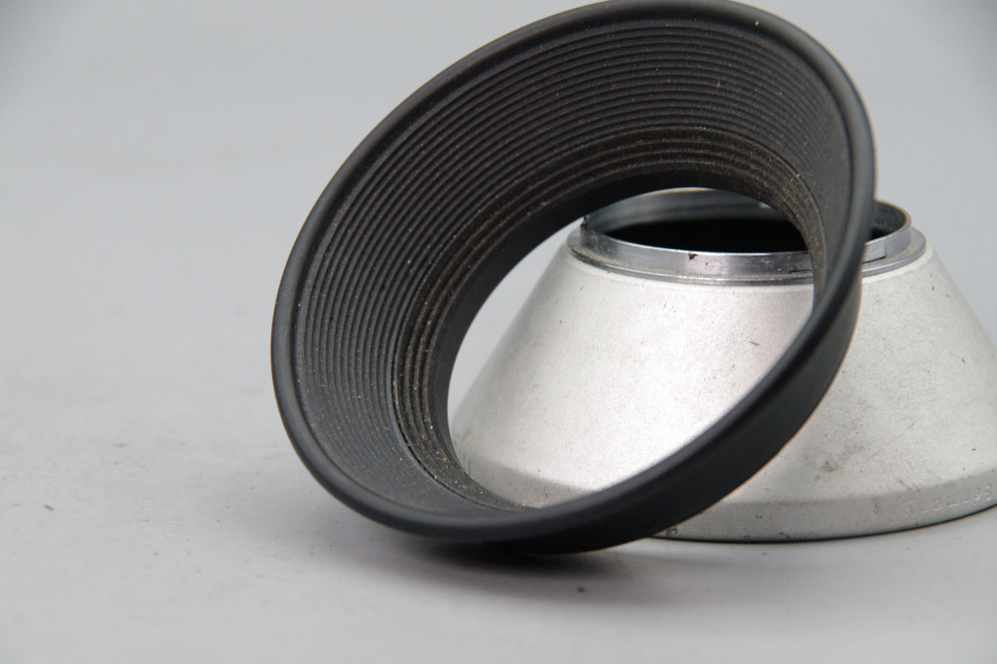 Genuine Olympus Rubber Lens Hood for Zuiko OM 28mm f/2.8 f/3.5 Lenses – VGC