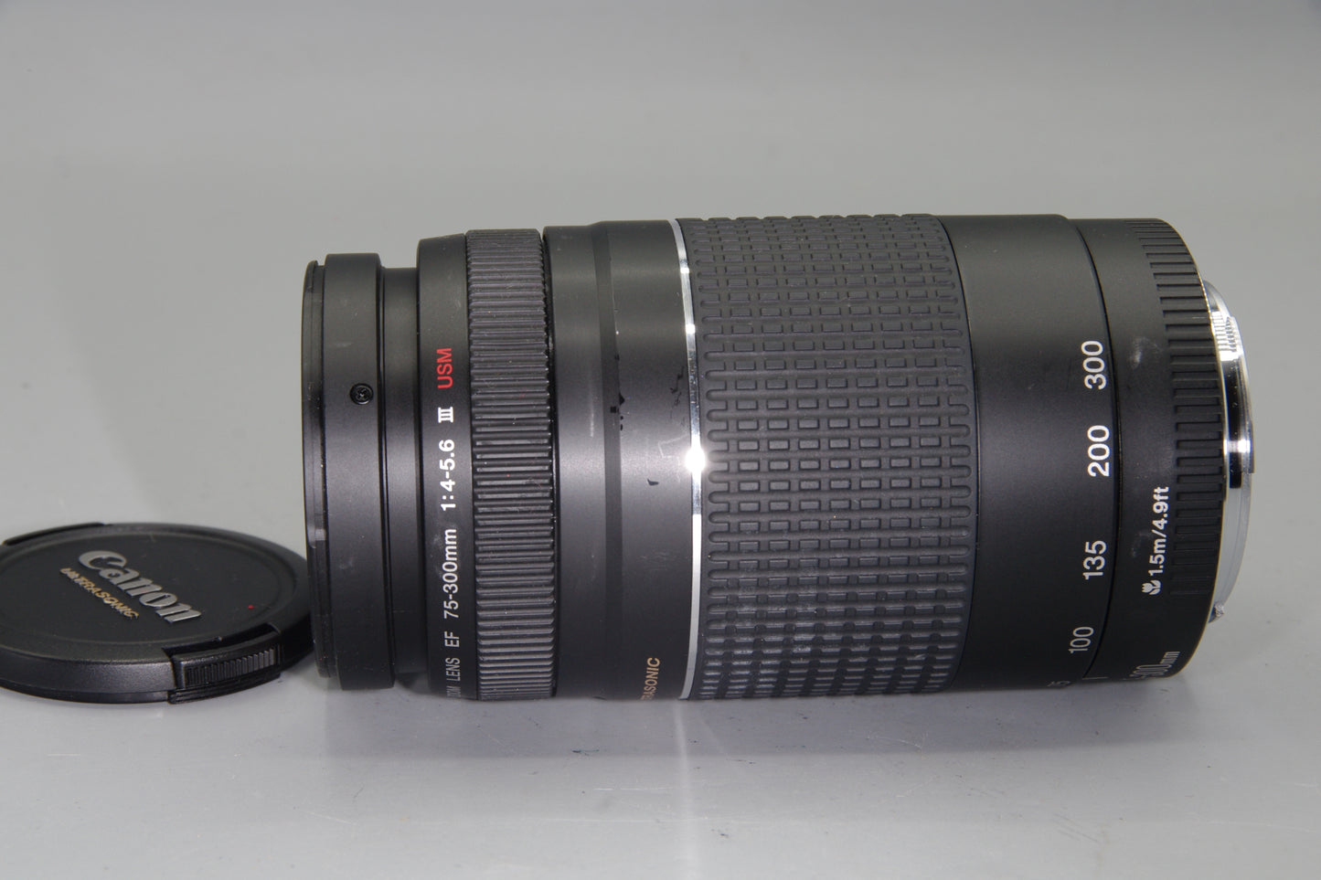 Canon EF 75–300mm f/4–5.6 III USM Lens – Telephoto Zoom – Excellent Condition