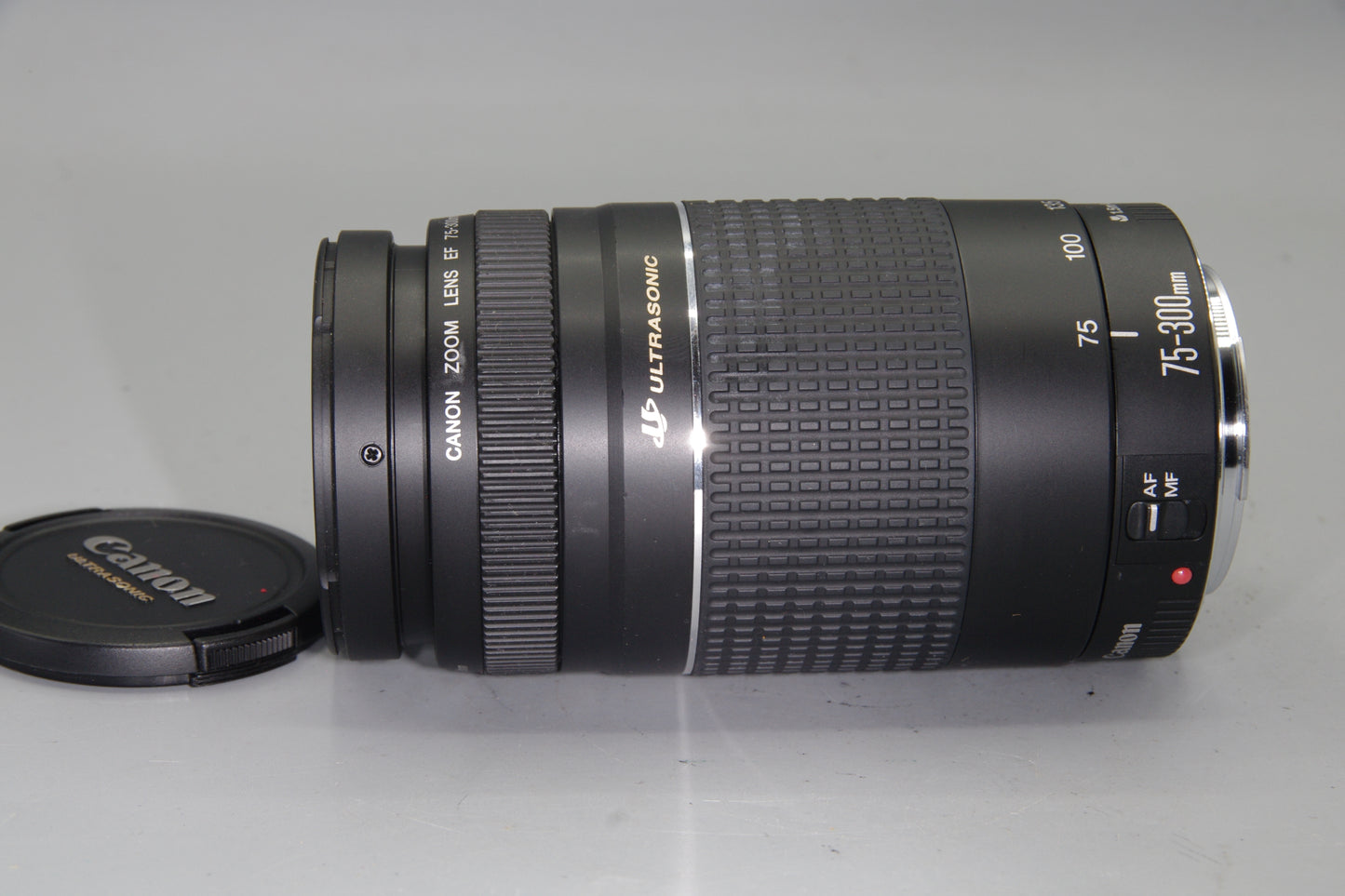 Canon EF 75–300mm f/4–5.6 III USM Lens – Telephoto Zoom – Excellent Condition