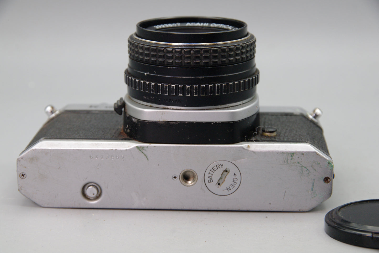 Pentax K1000 35mm SLR Camera with Pentax-M 50mm f/2 Lens + Battery